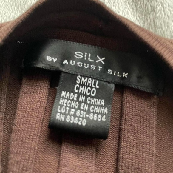 Brown Ribbed V-Neck Sweater - Picture 6 of 6